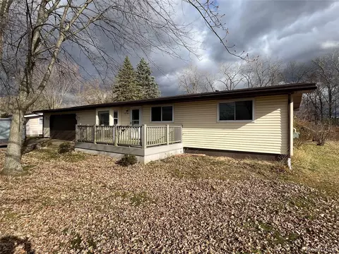 12161 Ulmer Rd, Birch Run, MI 48415