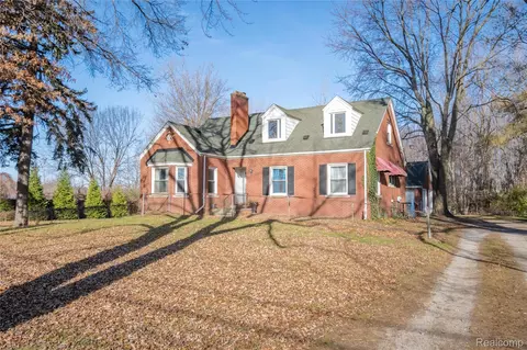 38172 Van Born Rd, Wayne, MI 48184