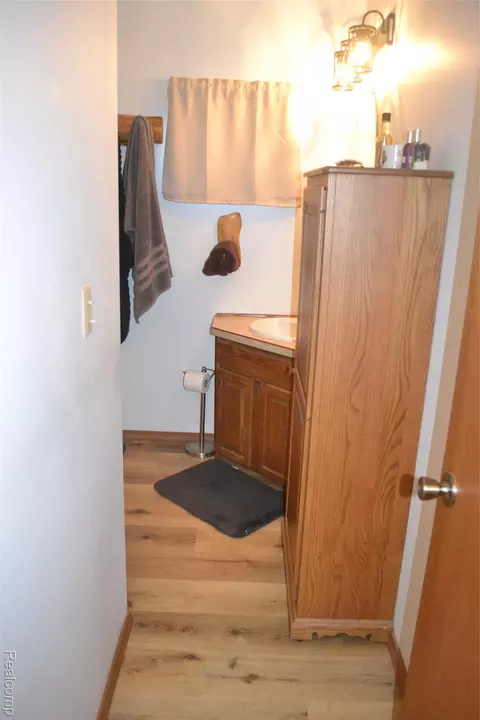 Bath - 2347 E Bay Ridge Dr, Au Gres, MI 48703 photo 1 of 2
