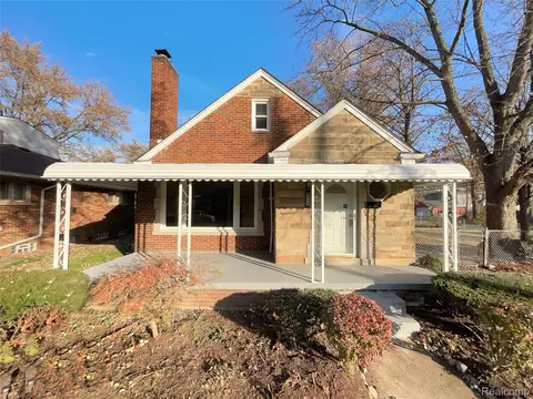 8212 Virgil St, Dearborn Heights, MI 48127