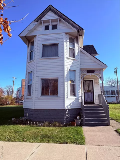 4634 16th St, Detroit, MI 48208