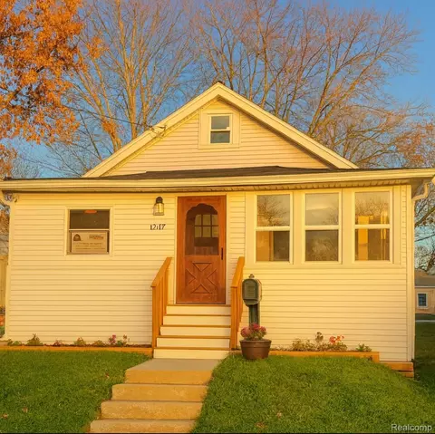 1217 Barney Ave, Flint, MI 48503