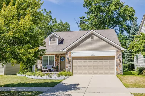 13985 Breakfast Dr, Redford, MI 48239