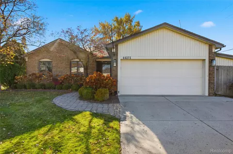 44273 Webster Rd, Canton, MI 48187