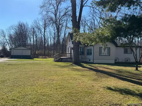 45955 Ecorse Rd, Van Buren, MI 48111