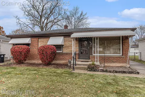 1565 Regene St, Westland, MI 48186