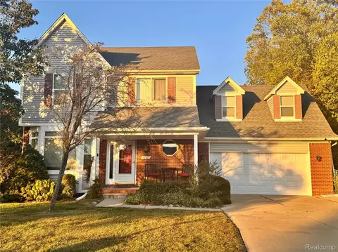 22377 Massey Ln, Macomb, MI 48044