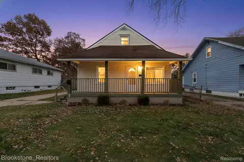 347 W Harry Ave, Hazel Park, MI 48030