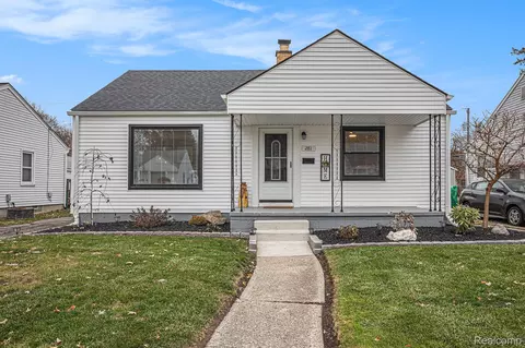 281 Draper Ave, Pontiac, MI 48341