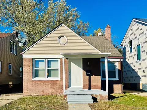 13995 Young St, Detroit, MI 48205