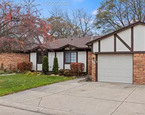 25029 Joanne Smith Dr, Warren, MI 48091