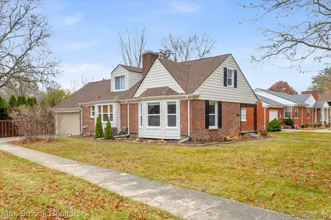 18560 Wiltshire Blvd, Lathrup Village, MI 48076