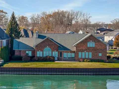 37580 Lakeshore Dr, Harrison, MI 48045