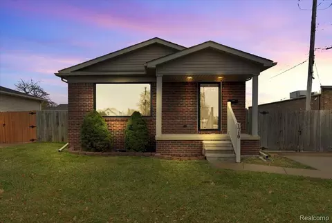 1719 Ferris Ave, Lincoln Park, MI 48146
