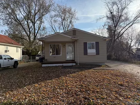 3220 Woodrow Ave, Flint, MI 48506