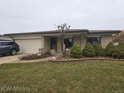 14041 Brougham Dr, Sterling Heights, MI 48312