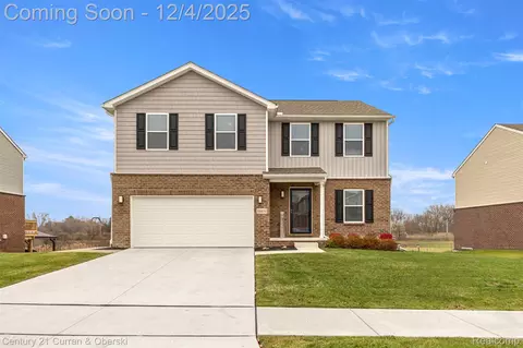 10851 Lakeview Dr, Taylor, MI 48180