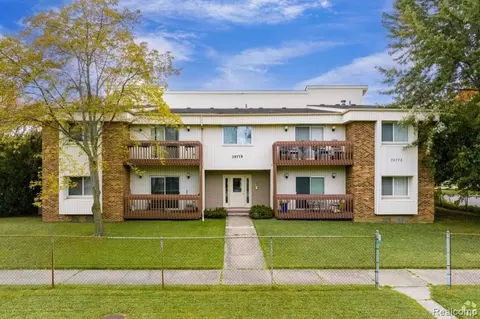 35775 Union Lake Rd, Clinton Township, MI 48035