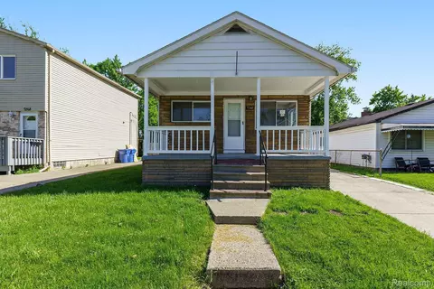 7260 Cadillac Ave, Warren, MI 48091