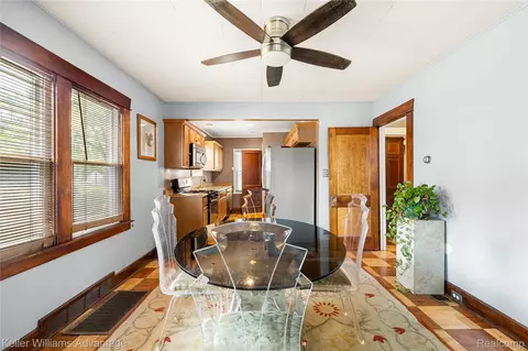 Dining - 1449 Wayburn St, Grosse Pointe Park, MI 48230 photo 2 of 2