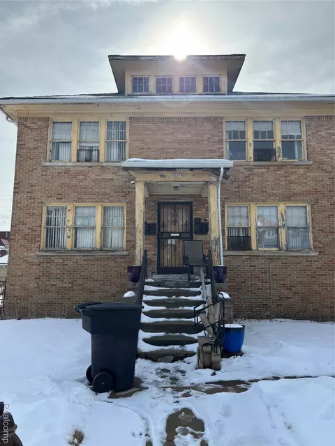 1501 Glynn Ct, Detroit, MI 48206