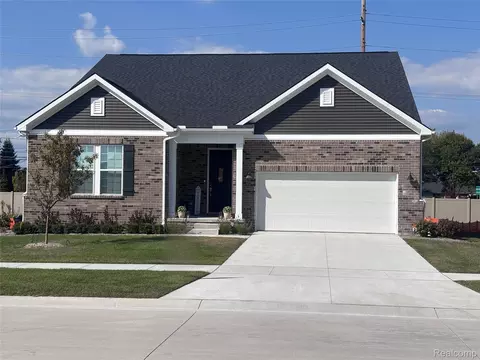 50585 Crusader Dr, Macomb, MI 48044