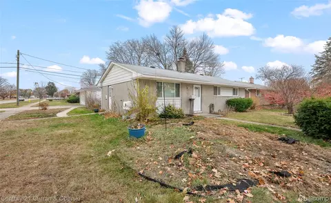 35886 Thames St, Westland, MI 48186