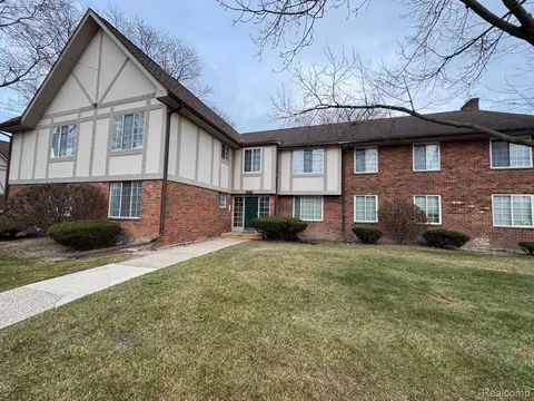 30212 Southfield Rd #237, Southfield, MI 48076