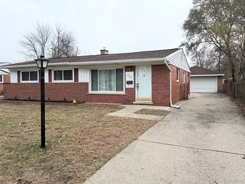357 S Dobson St, Westland, MI 48186