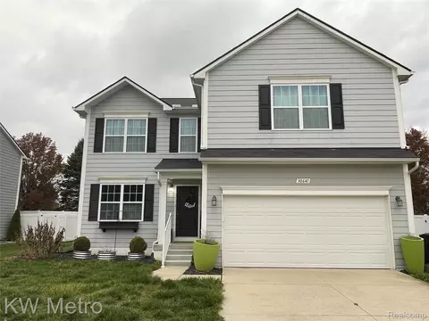 30641 Sarah Melisa Dr, Chesterfield, MI 48051