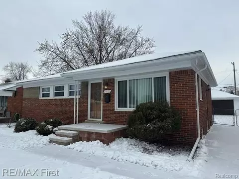 24725 Adlai Ave, Eastpointe, MI 48021