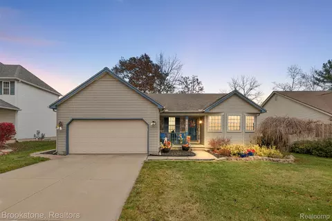 74168 Madison St, Armada, MI 48005