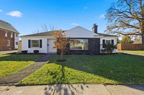 1683 Pagel Ave, Lincoln Park, MI 48146