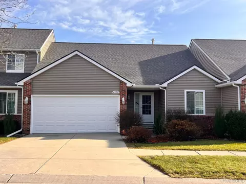 2078 W Ridge Dr #21, Davison, MI 48423