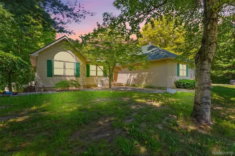 680 S Bartlett Rd, St. Clair, MI 48079