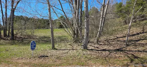 1884 S Walden Ct, Suttons Bay, MI 49682