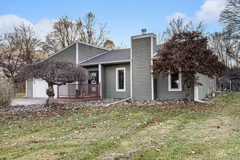 14017 Belsay Rd, Thetford, MI 48746