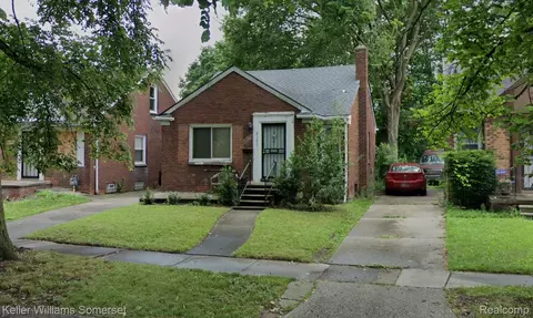 8283 Sussex St, Detroit, MI 48228