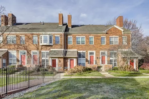 1509 Chesapeake, Royal Oak, MI 48067