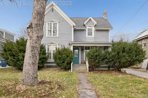 518 Hiscock St, Ann Arbor, MI 48103