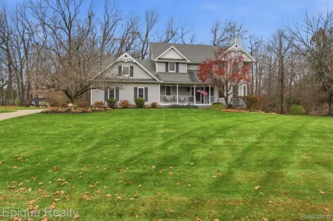 3730 Winding Pine Dr, Metamora, MI 48455