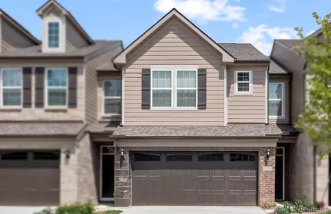1778 Addison Cir, Commerce, MI 48390