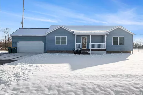 11415 Miller Rd, Swartz Creek, MI 48473
