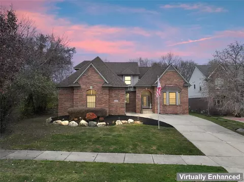 18282 Cascade Dr, Northville, MI 48168