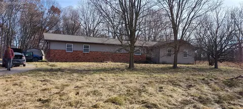 667 Chilson Rd, Genoa, MI 48843