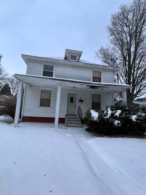 424 W Frank St, Caro, MI 48723