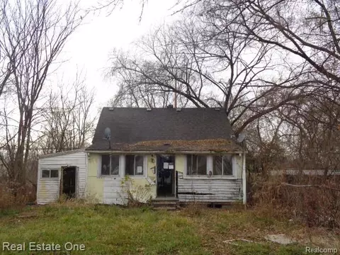 19987 Carrie St, Detroit, MI 48234