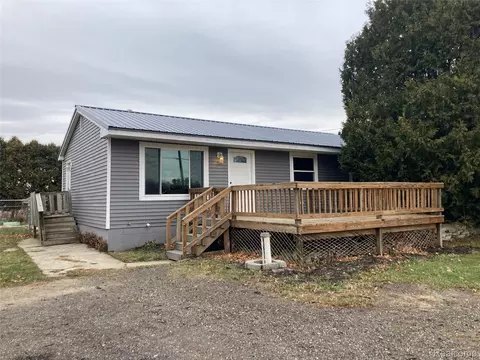 3784 Lippincott Lippincott Rd, Elba, MI 48446