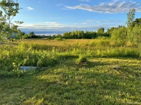 0000 Division Rd, Columbus, MI 48063