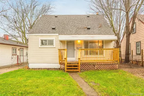 6310 Duncan St, Taylor, MI 48180